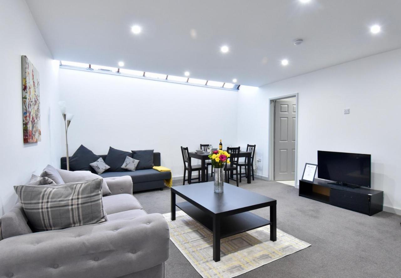 Lancing Apartments - Spacious 2 Bed - Sleeps 6 - Burnham Village Slough Eksteriør bilde